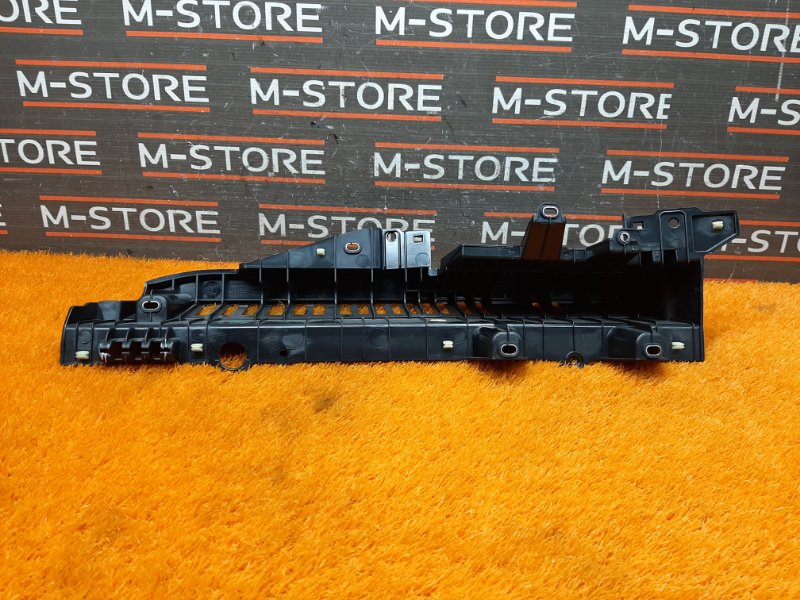 кронштейн направляющей шторки багажника, 930 рублей, Красноярск