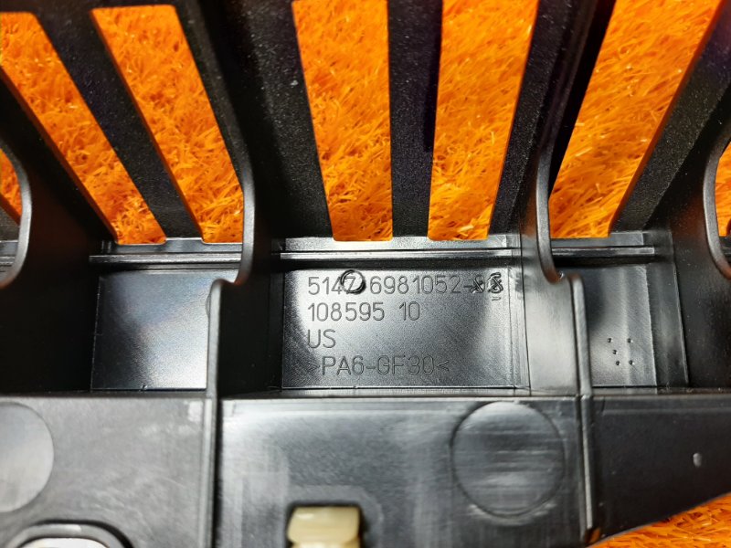 кронштейн направляющей шторки багажника, 930 рублей, Красноярск