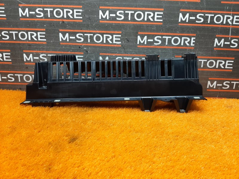 кронштейн направляющей шторки багажника, 930 рублей, Красноярск