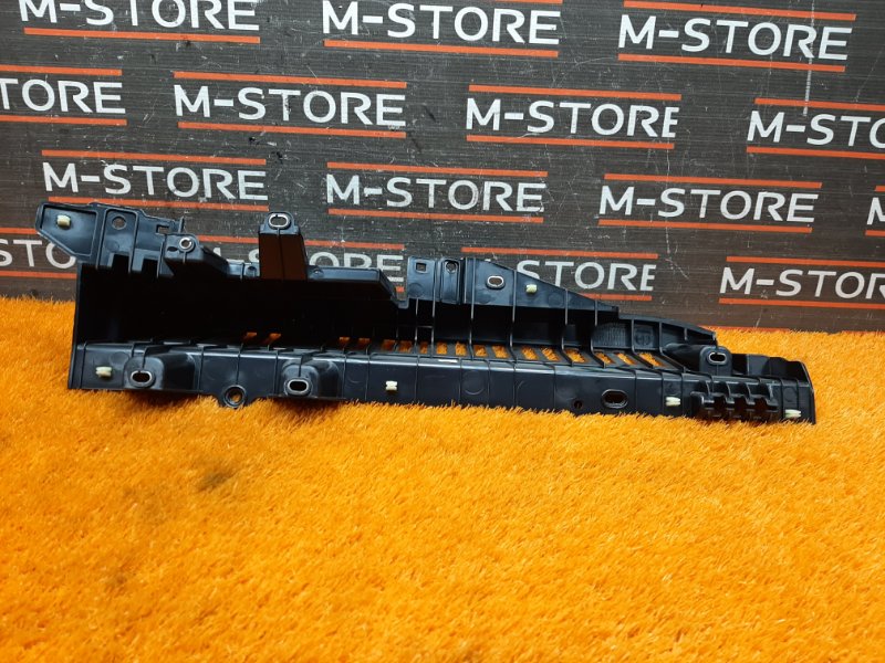 кронштейн направляющей шторки багажника, 930 рублей, Красноярск