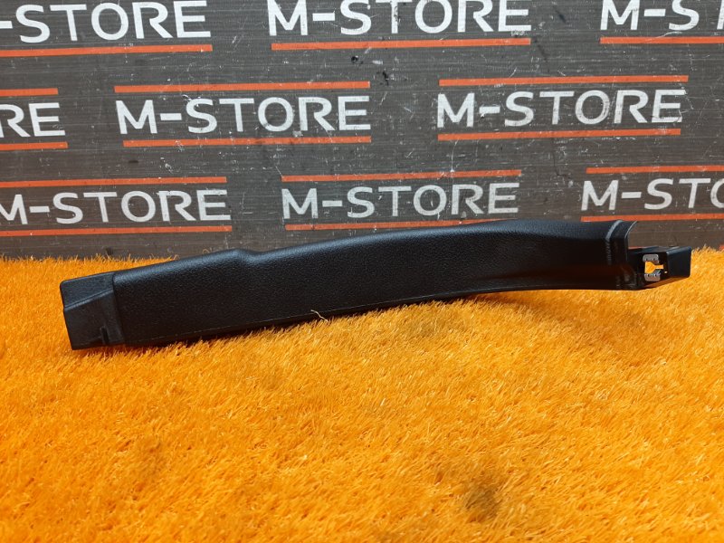 Накладка на порог салона, 350 рублей, Красноярск