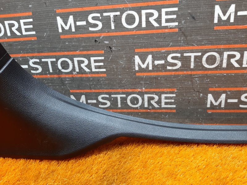 Накладка на порог салона, 670 рублей, Красноярск