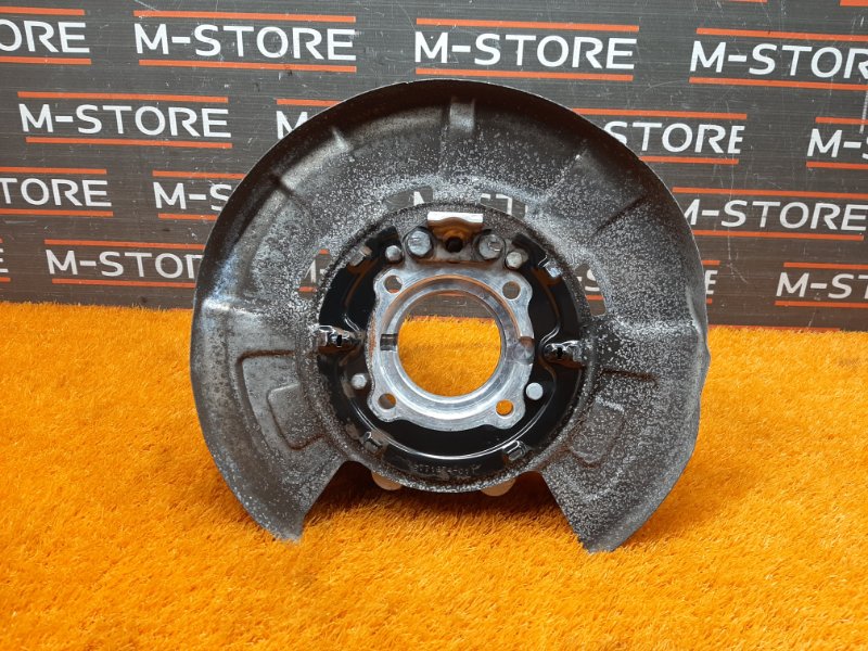 кулак поворотный, 1000 рублей, Красноярск