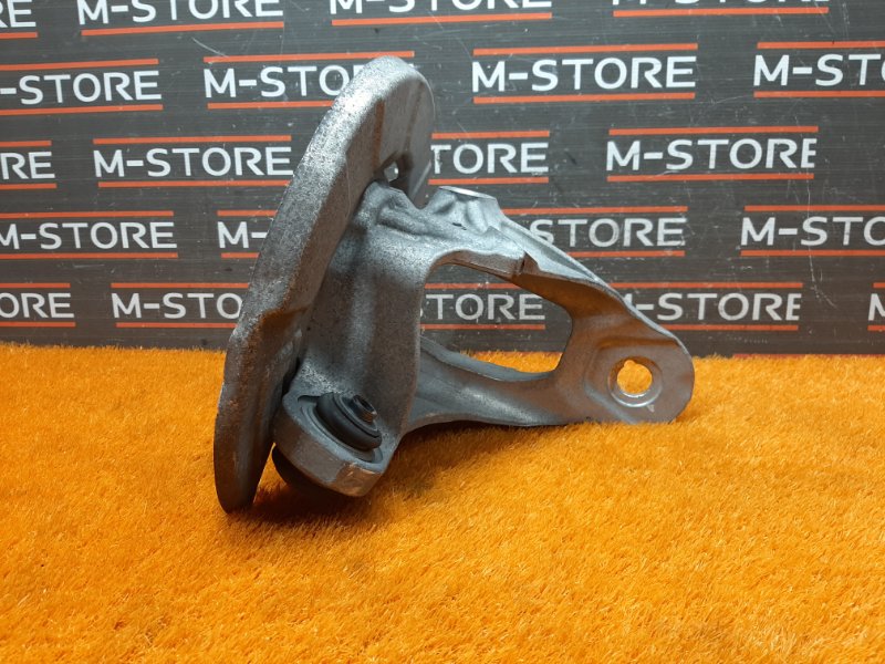 кулак поворотный, 1000 рублей, Красноярск