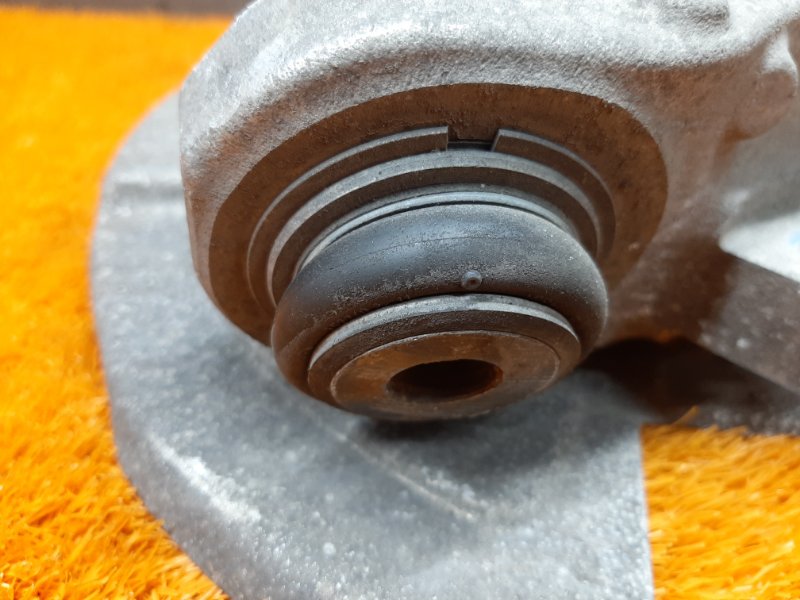 кулак поворотный, 1000 рублей, Красноярск