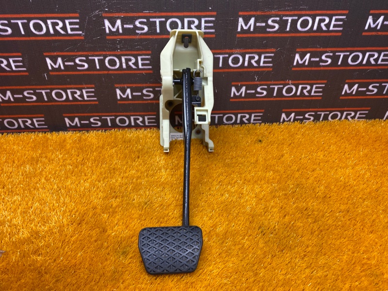 педаль тормоза, 440 рублей, Красноярск