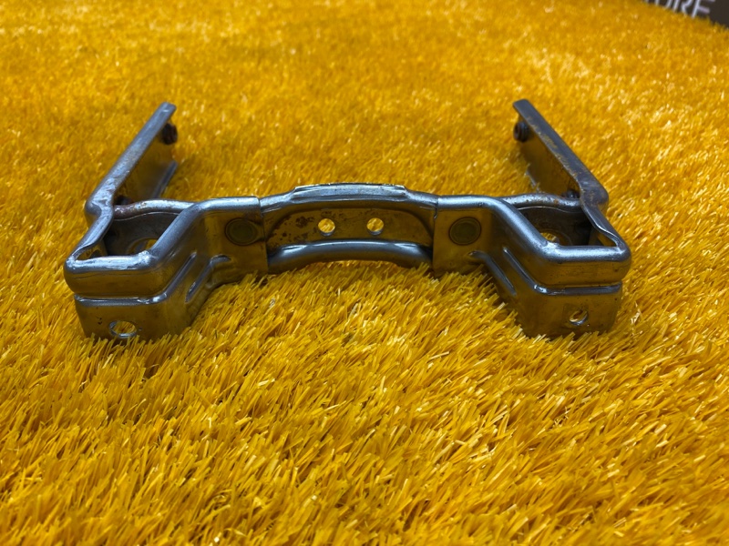 кронштейн центральной консоли, 300 рублей, Красноярск