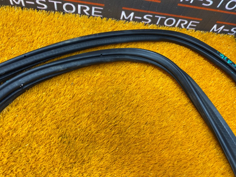 Уплотнитель двери багажника, 930 рублей, Красноярск