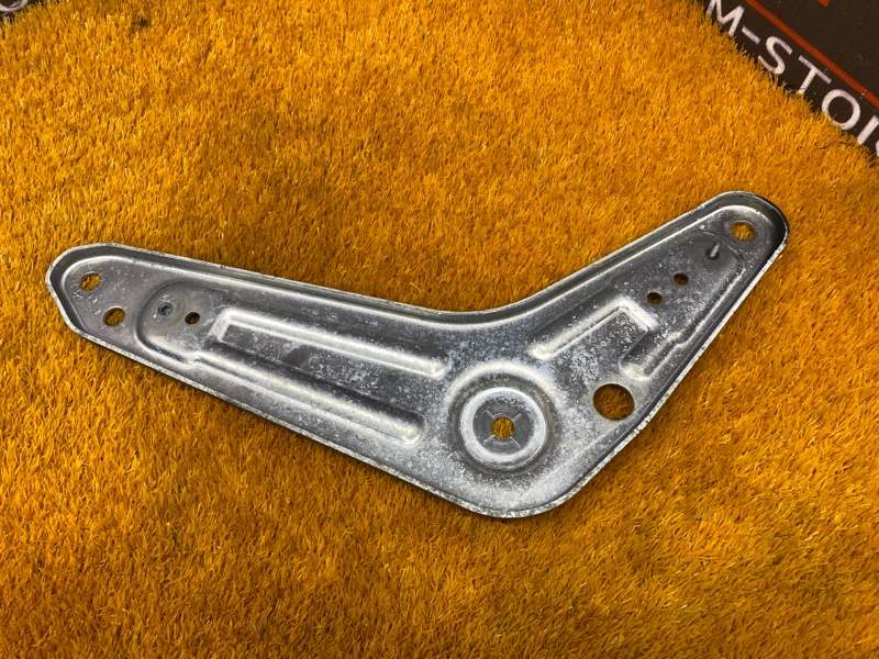 Кронштейн балки, 340 рублей, Красноярск