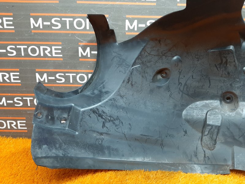 подкрылок, 900 рублей, Красноярск