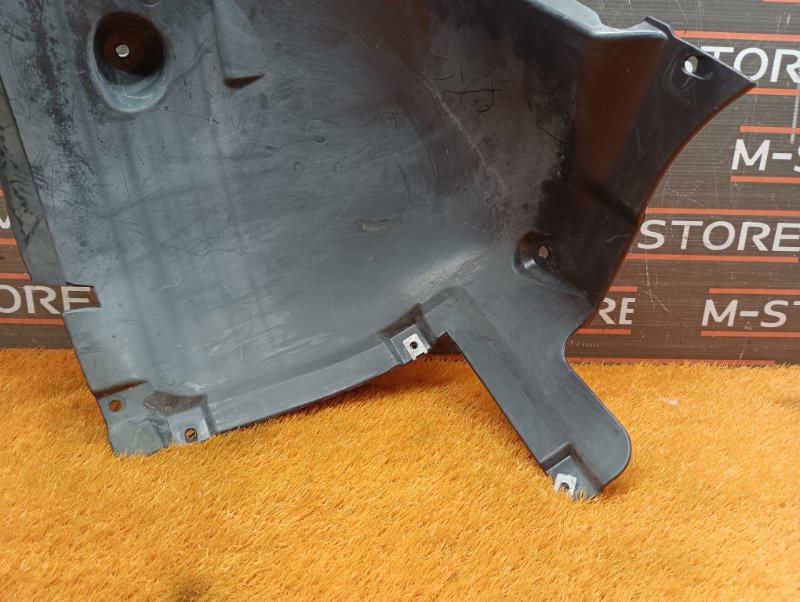 подкрылок, 1400 рублей, Красноярск