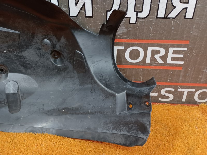 подкрылок, 1300 рублей, Красноярск