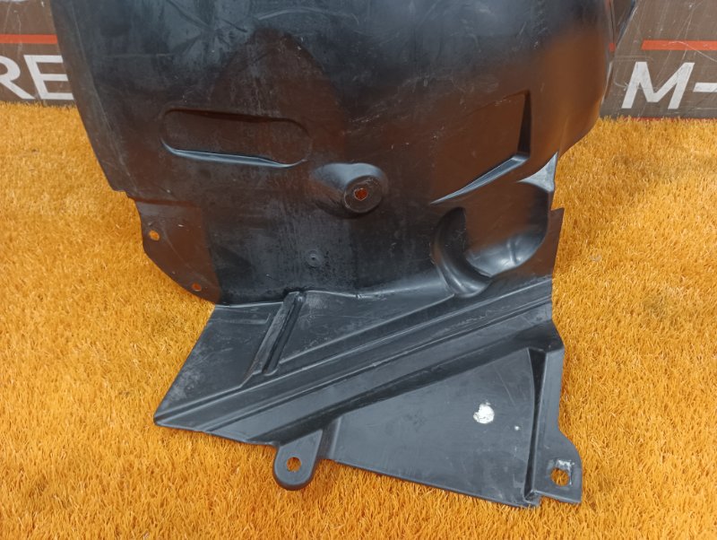 подкрылок, 1300 рублей, Красноярск