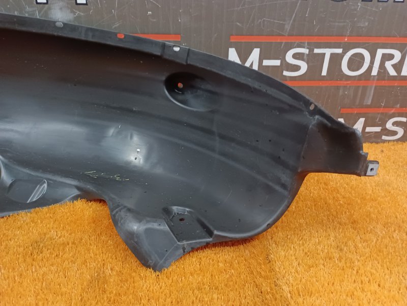 подкрылок, 500 рублей, Красноярск