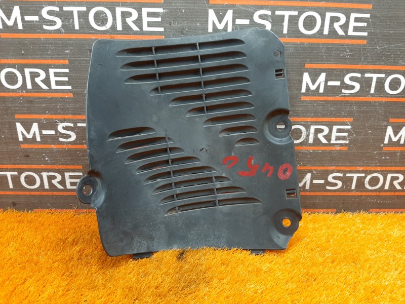 подкрылок, 300 рублей, Красноярск