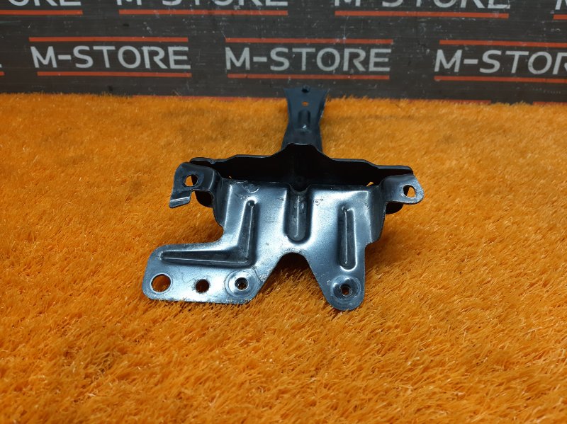 Кронштейн замка капота, 340 рублей, Красноярск