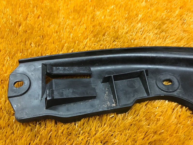 крепление бампера, 300 рублей, Красноярск