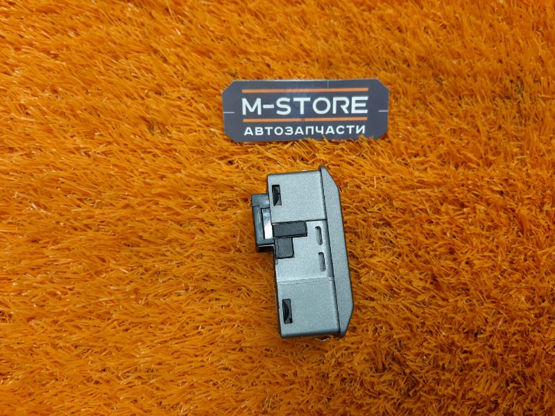 Кнопка люка, 300 рублей, Красноярск