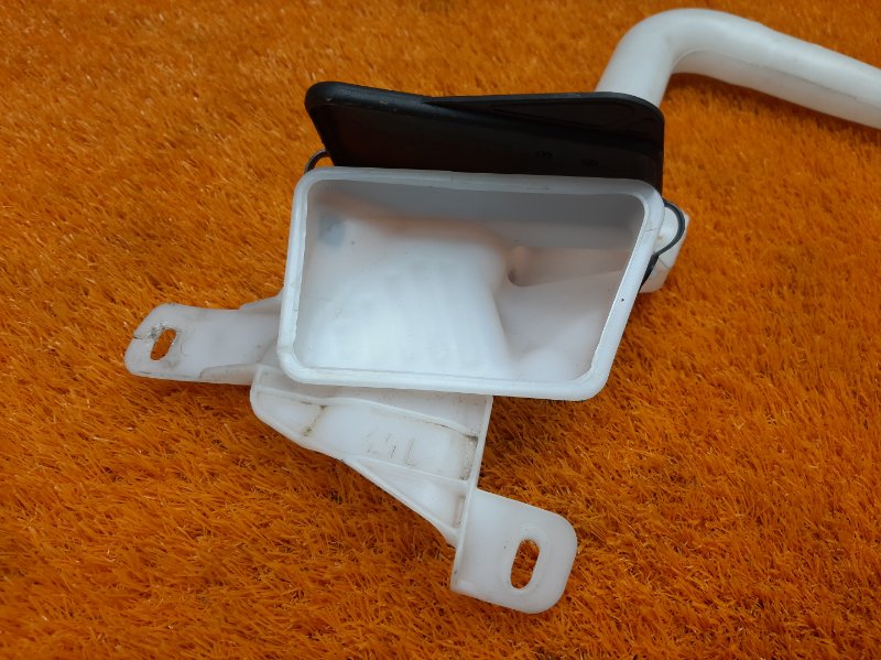 Горловина бачка омывателя, 430 рублей, Красноярск