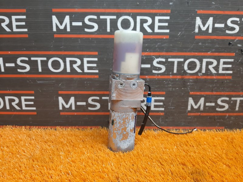 Компрессор крышки багажника, 6890 рублей, Красноярск