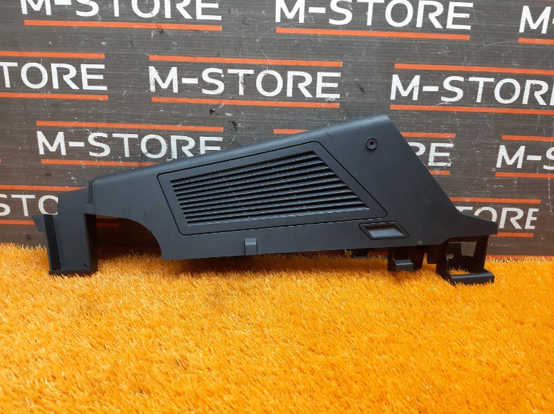 Пластик багажника, 570 рублей, Красноярск