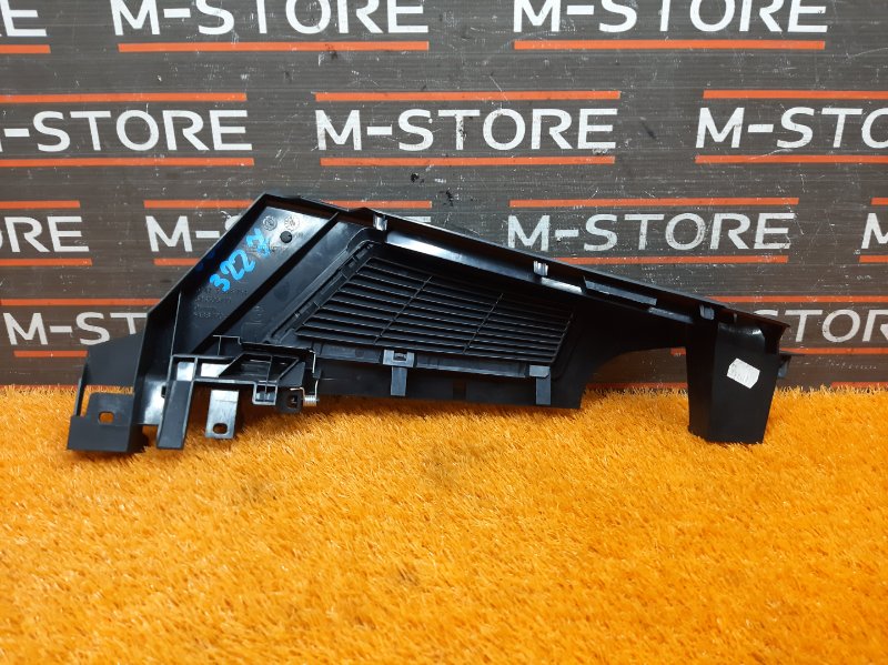 Пластик багажника, 570 рублей, Красноярск