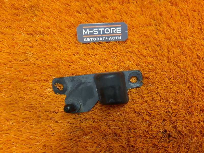 кронштейн амортизатора багажника, 300 рублей, Красноярск