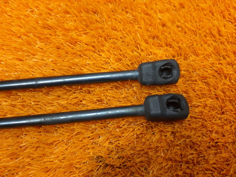 амортизатор капота, 500 рублей, Красноярск