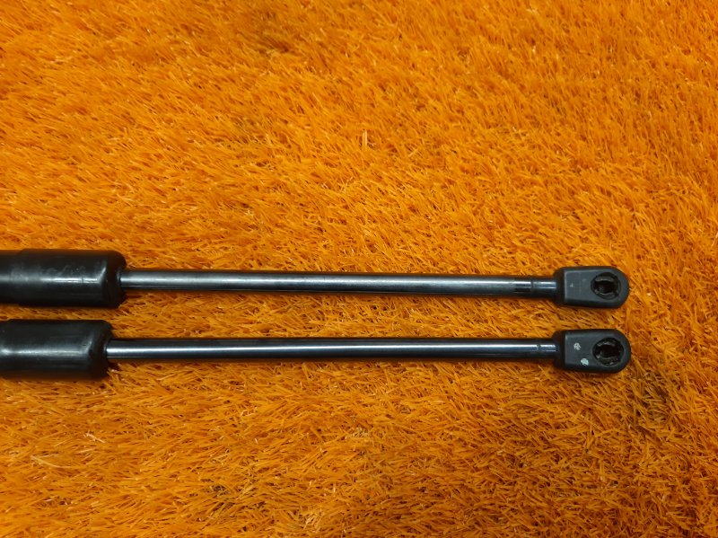 амортизатор багажника, 860 рублей, Красноярск