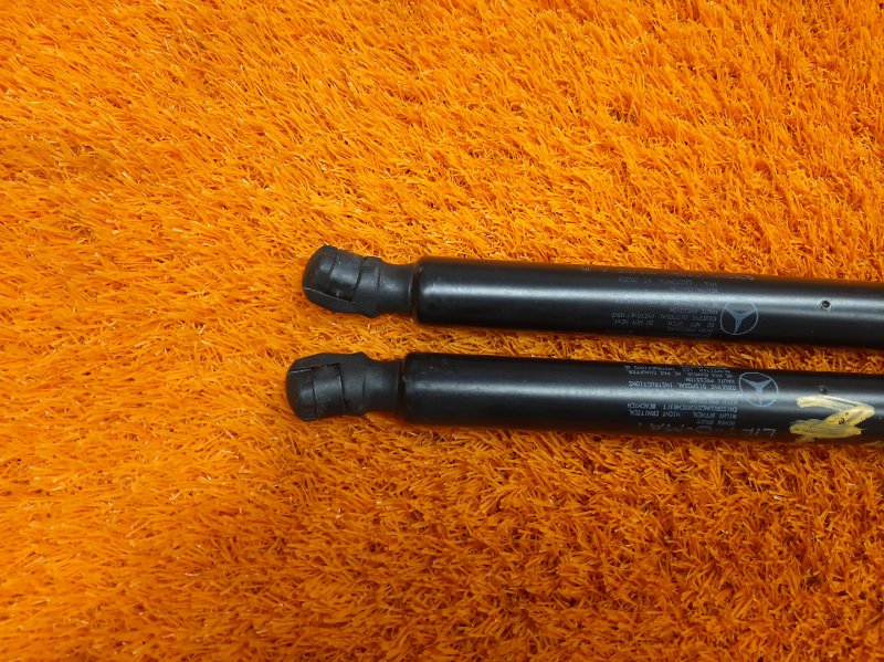 амортизатор багажника, 860 рублей, Красноярск