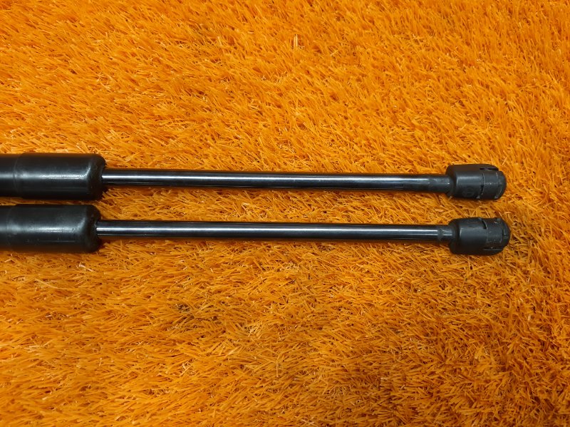 амортизатор багажника, 860 рублей, Красноярск