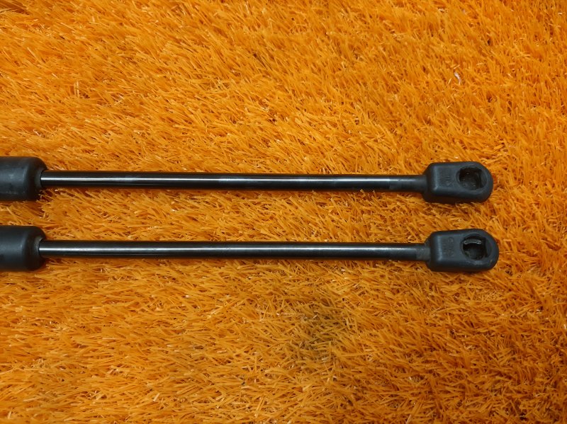 амортизатор капота, 900 рублей, Красноярск