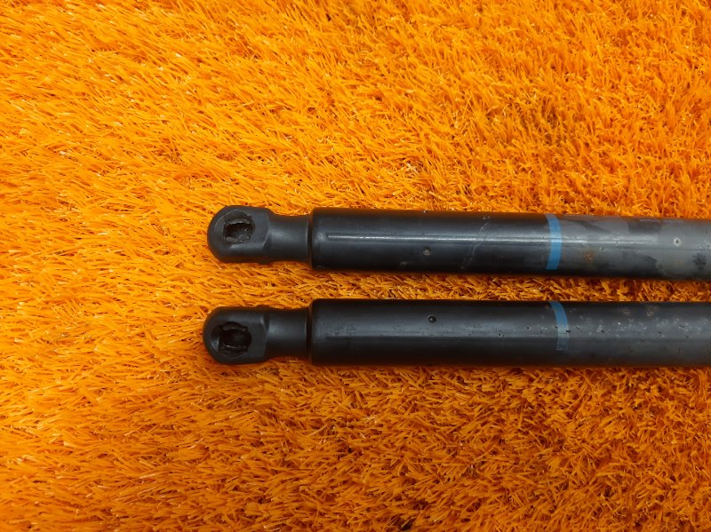 амортизатор багажника, 600 рублей, Красноярск