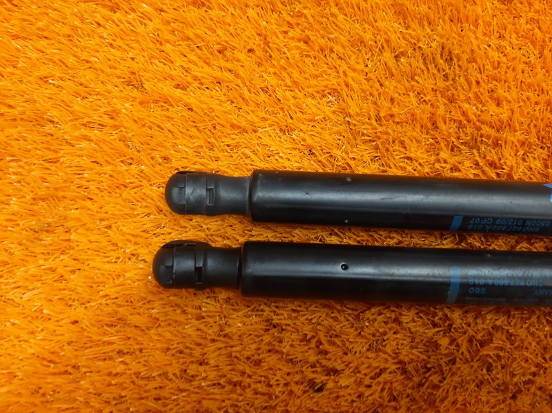 амортизатор багажника, 600 рублей, Красноярск