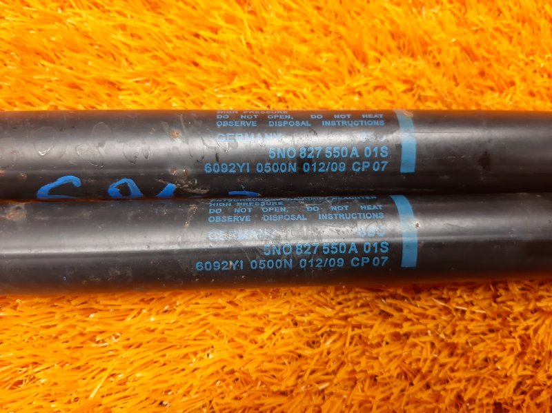 амортизатор багажника, 600 рублей, Красноярск