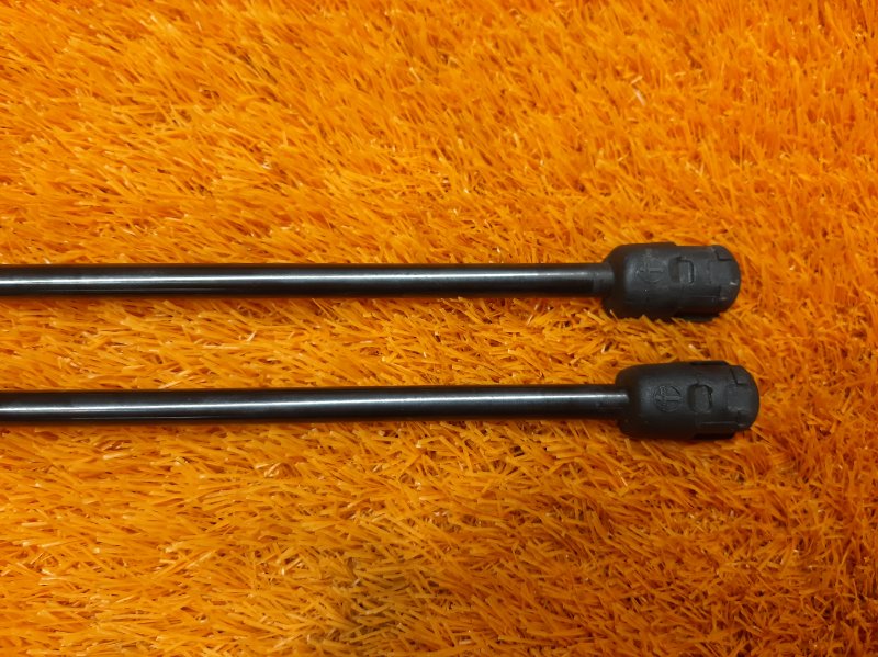 амортизатор капота, 900 рублей, Красноярск