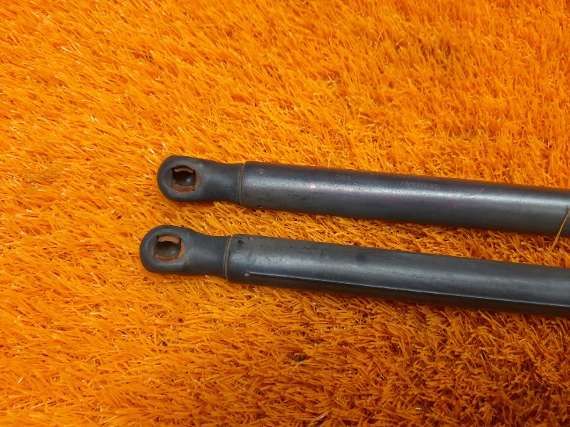 амортизатор багажника, 600 рублей, Красноярск