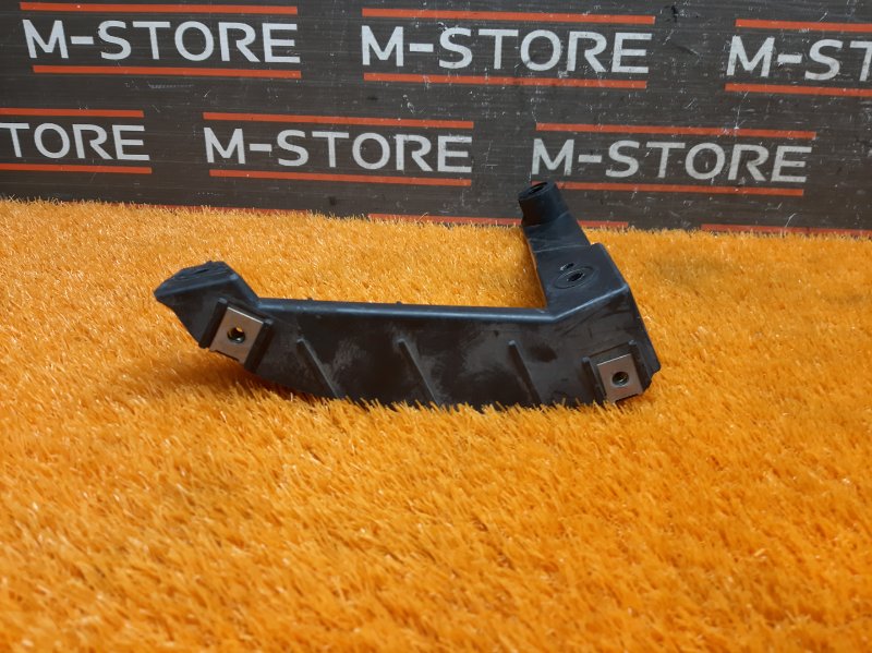 крепление бампера, 200 рублей, Красноярск