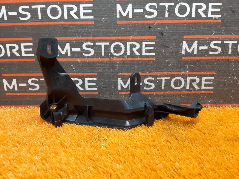 крепление бампера, 1200 рублей, Красноярск