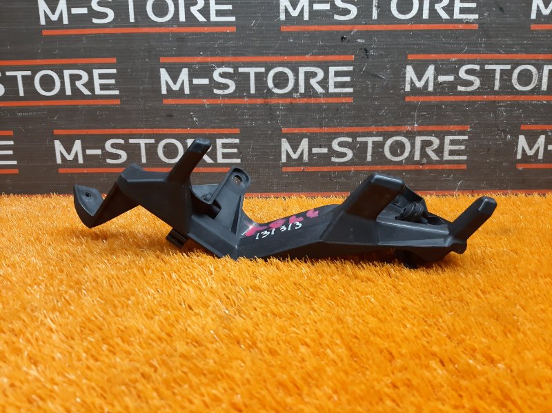 крепление бампера, 1200 рублей, Красноярск