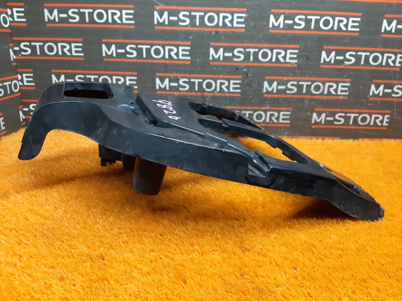 крепление бампера, 1500 рублей, Красноярск