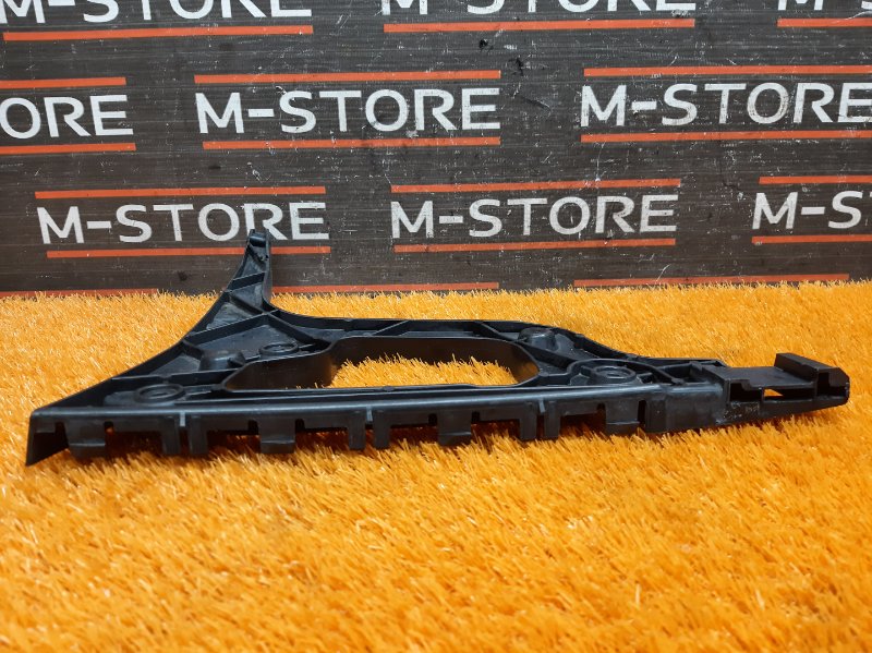 крепление бампера, 930 рублей, Красноярск