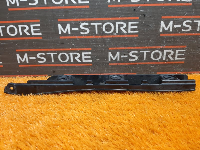 крепление бампера, 500 рублей, Красноярск