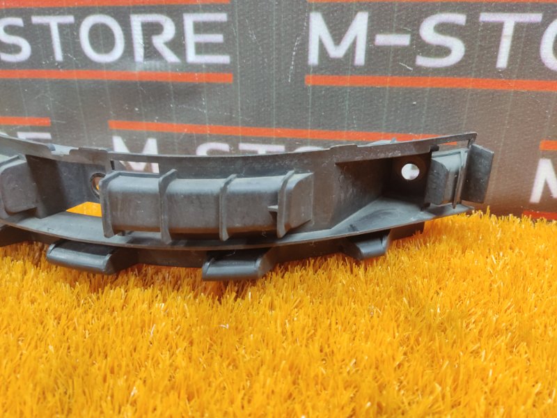 крепление бампера, 600 рублей, Красноярск