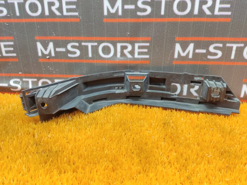 крепление бампера, 600 рублей, Красноярск