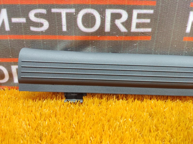 Накладка на порог салона, 300 рублей, Красноярск