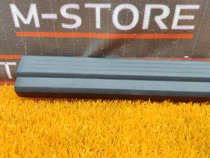 Накладка на порог салона, 300 рублей, Красноярск