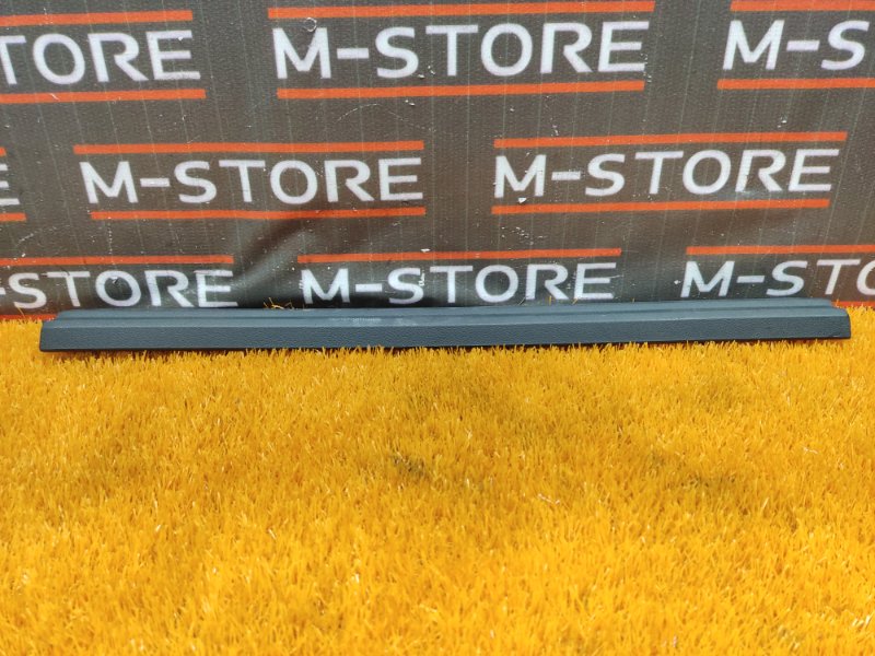 Накладка на порог салона, 300 рублей, Красноярск