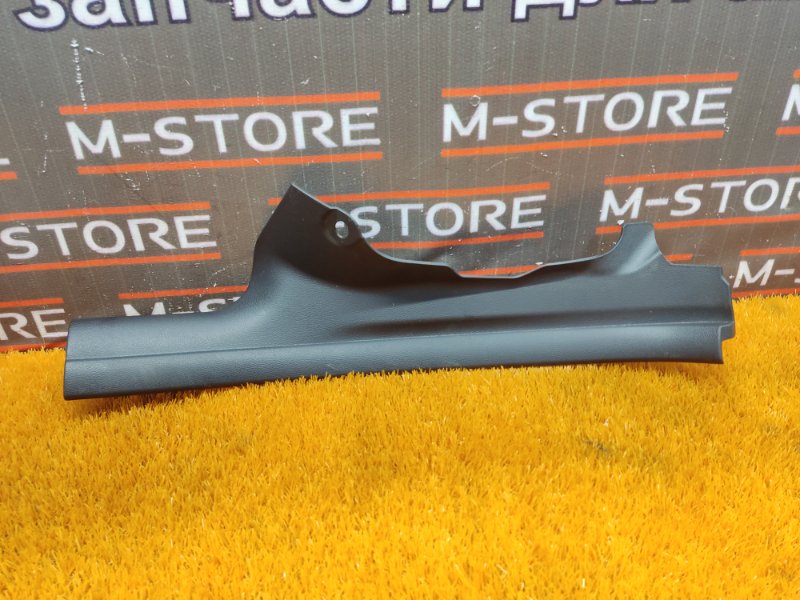 Накладка на порог салона, 350 рублей, Красноярск