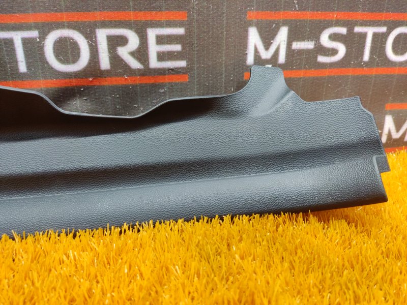 Накладка на порог салона, 350 рублей, Красноярск